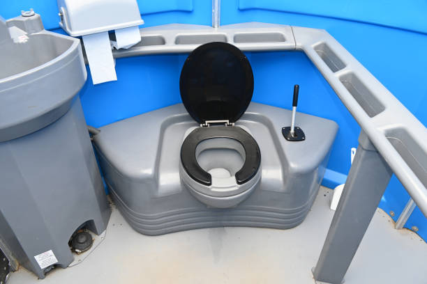 Best Portable restroom trailer rental  in Greentown, IN